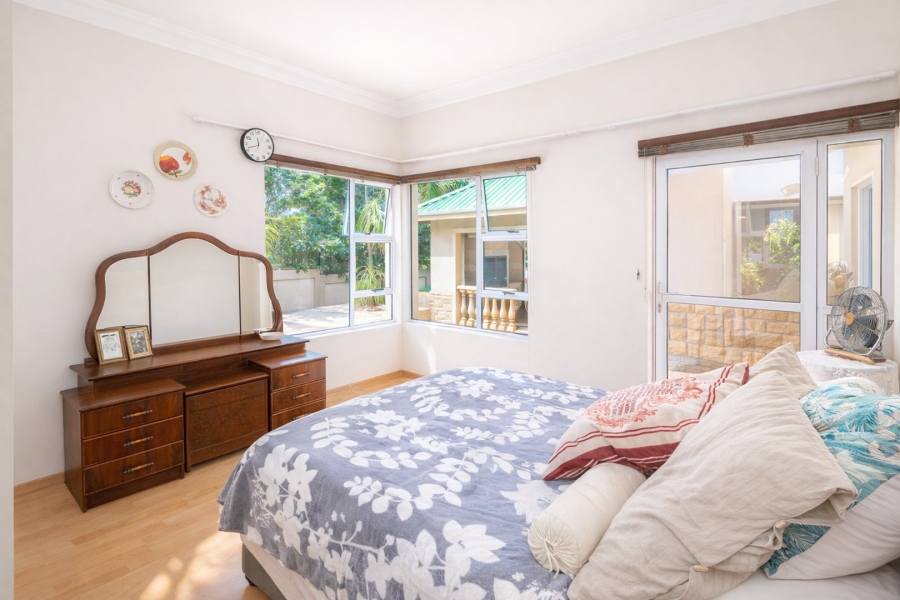 5 Bedroom Property for Sale in Caribbean Beach Club North West